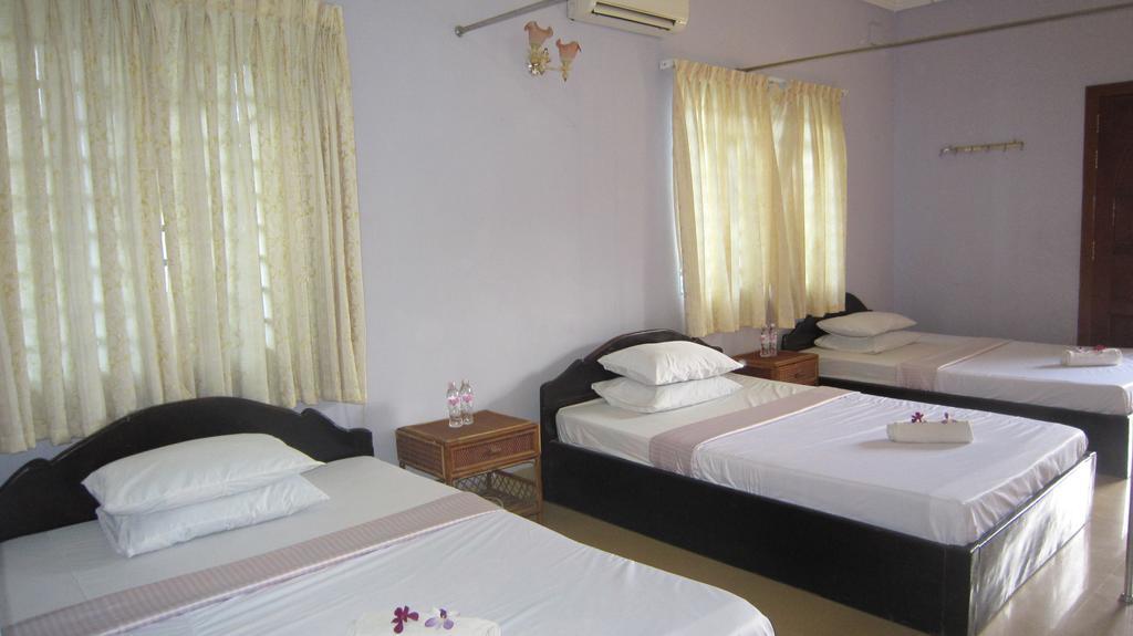 Angkor Reas Guesthouse Siem Reap Exterior photo