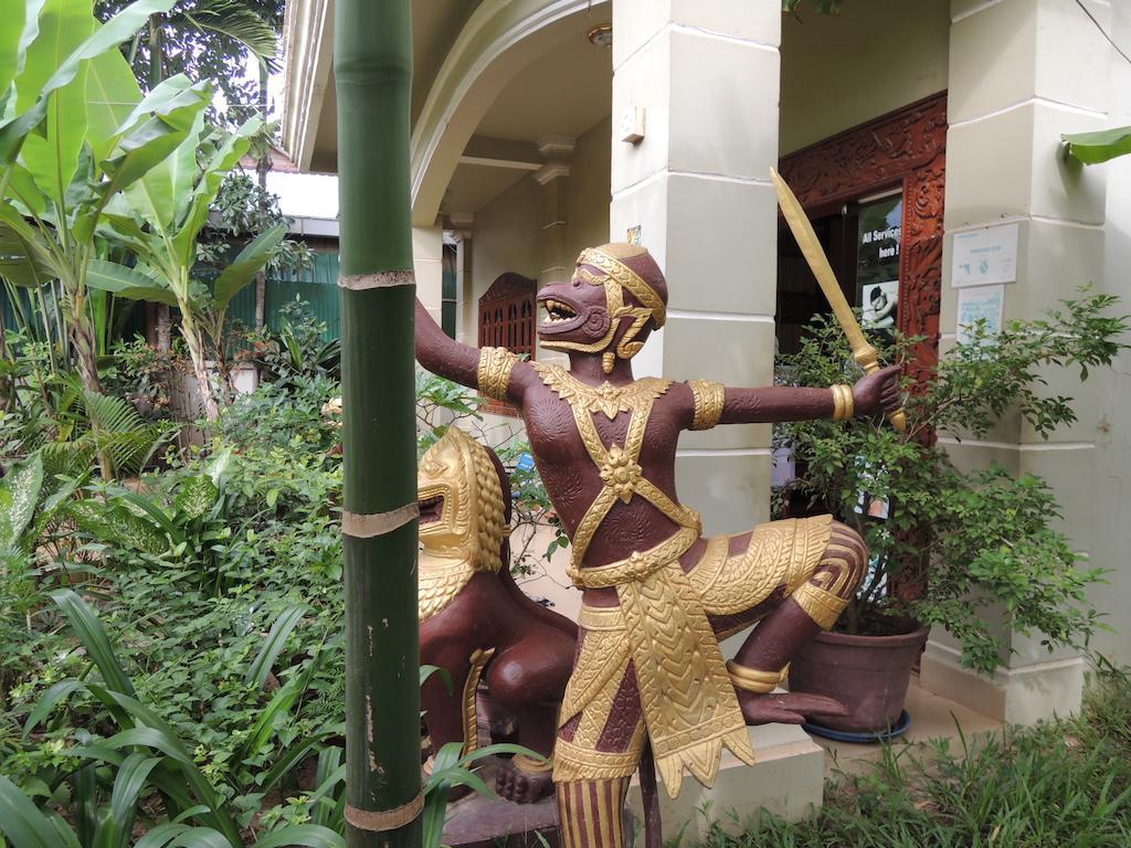 Angkor Reas Guesthouse Siem Reap Exterior photo