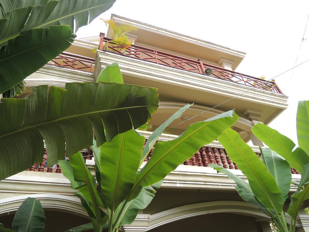 Angkor Reas Guesthouse Siem Reap Exterior photo