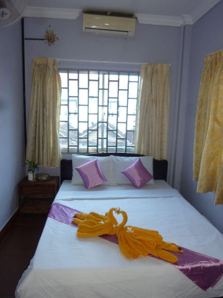 Angkor Reas Guesthouse Siem Reap Exterior photo