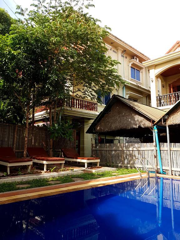 Angkor Reas Guesthouse Siem Reap Exterior photo