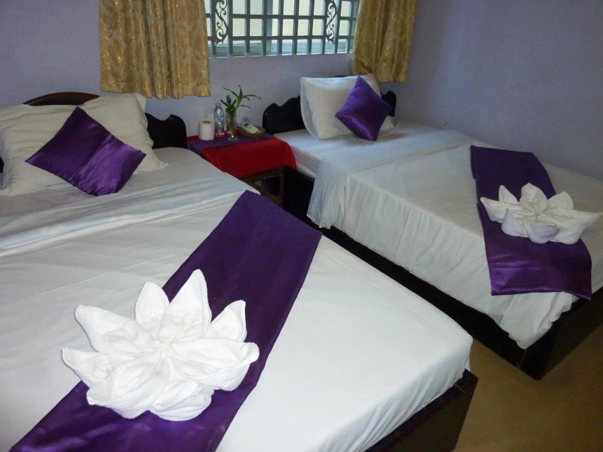 Angkor Reas Guesthouse Siem Reap Exterior photo